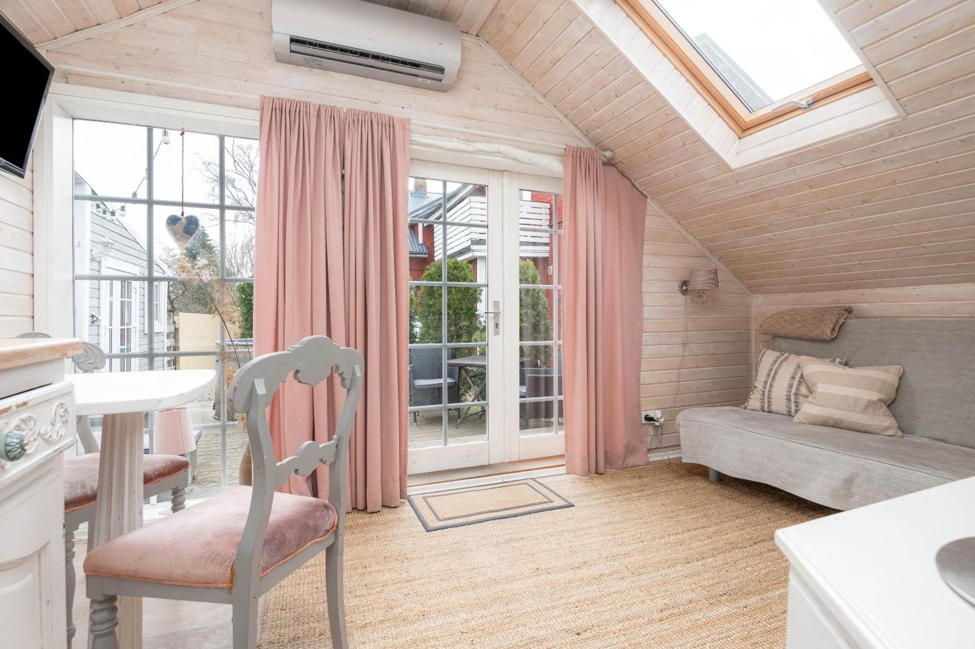 Guesthouse Delisa Parnu Luaran gambar